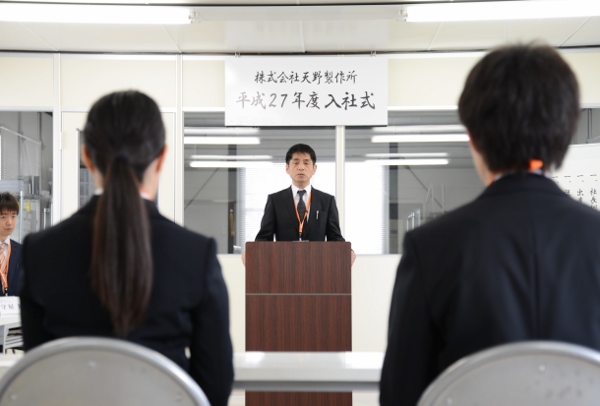 �В�����V���Ј��̂Q�l��